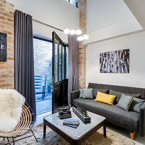 https://sweetinn-apartments-rue-tardieu.fr-paris.fr